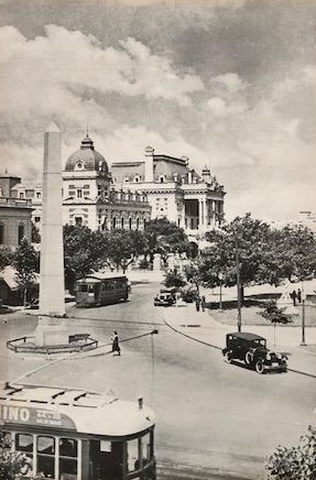 Municipalidad de La Plata. Fotos de Horacio Coppola. La Plata a su fundador